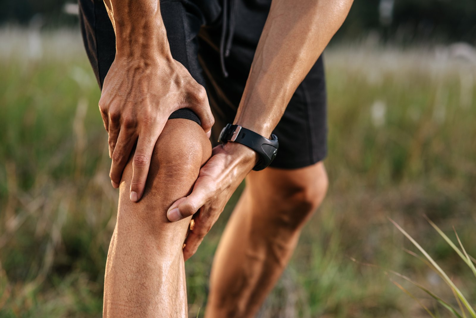 Knee Locking or Getting Stuck? What It Could Mean for Your Joint Health